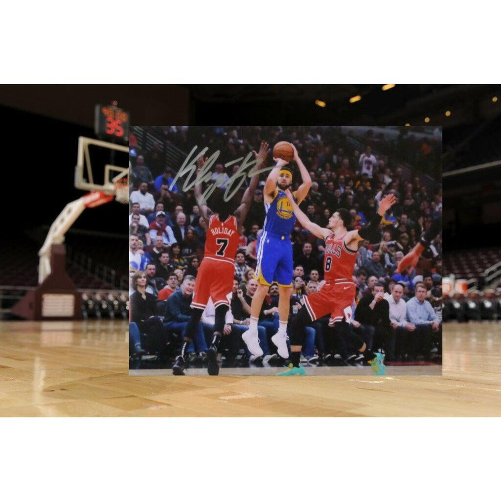 Klay Thompson Golden State Warriors 8 by 10 signed photo