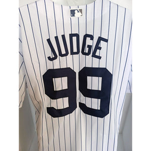 Aaron Judge 2022 New York Yankees size extra large team signed jersey with proof