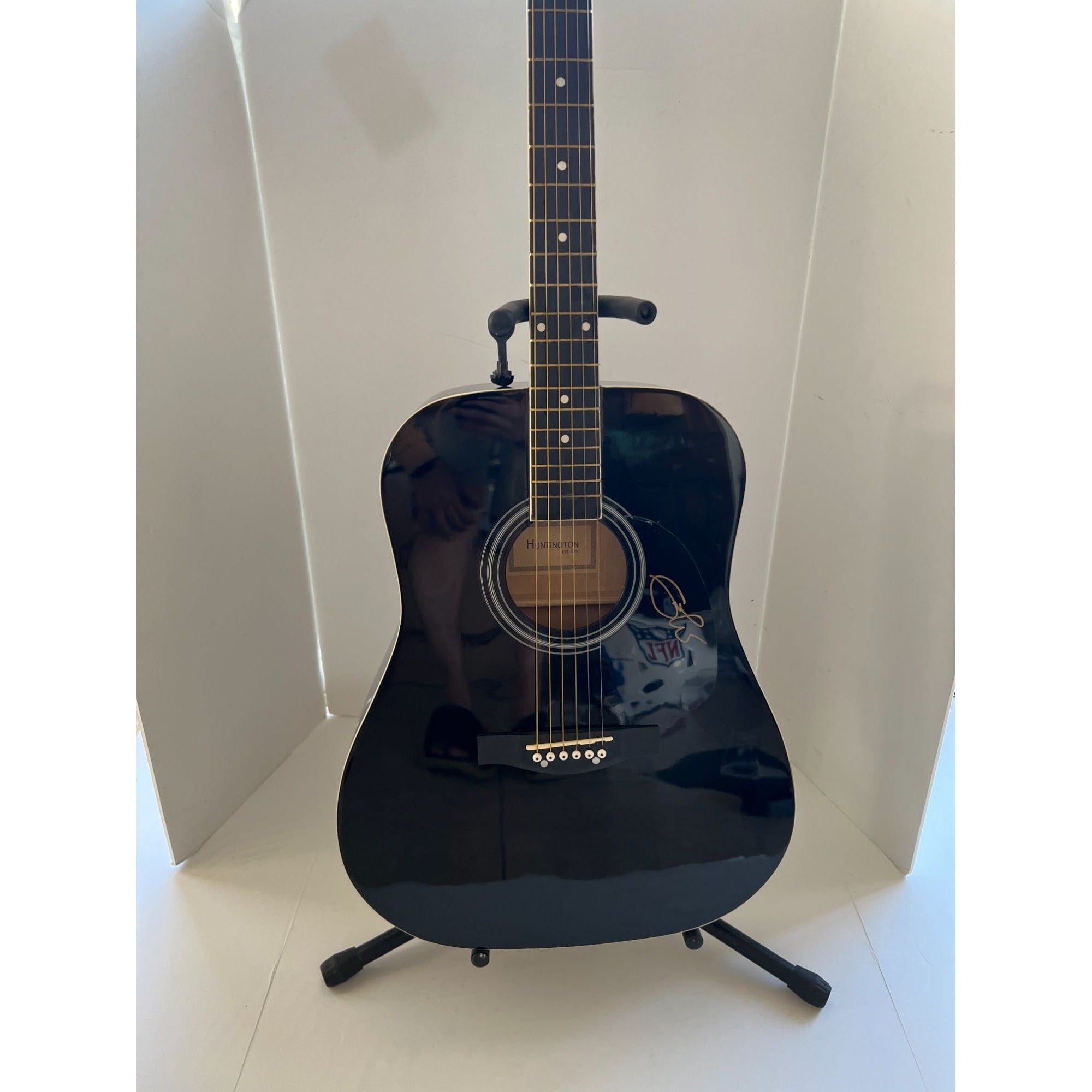 Eric Clapton full size acoustic guitar 39' one of a kind signed with proof