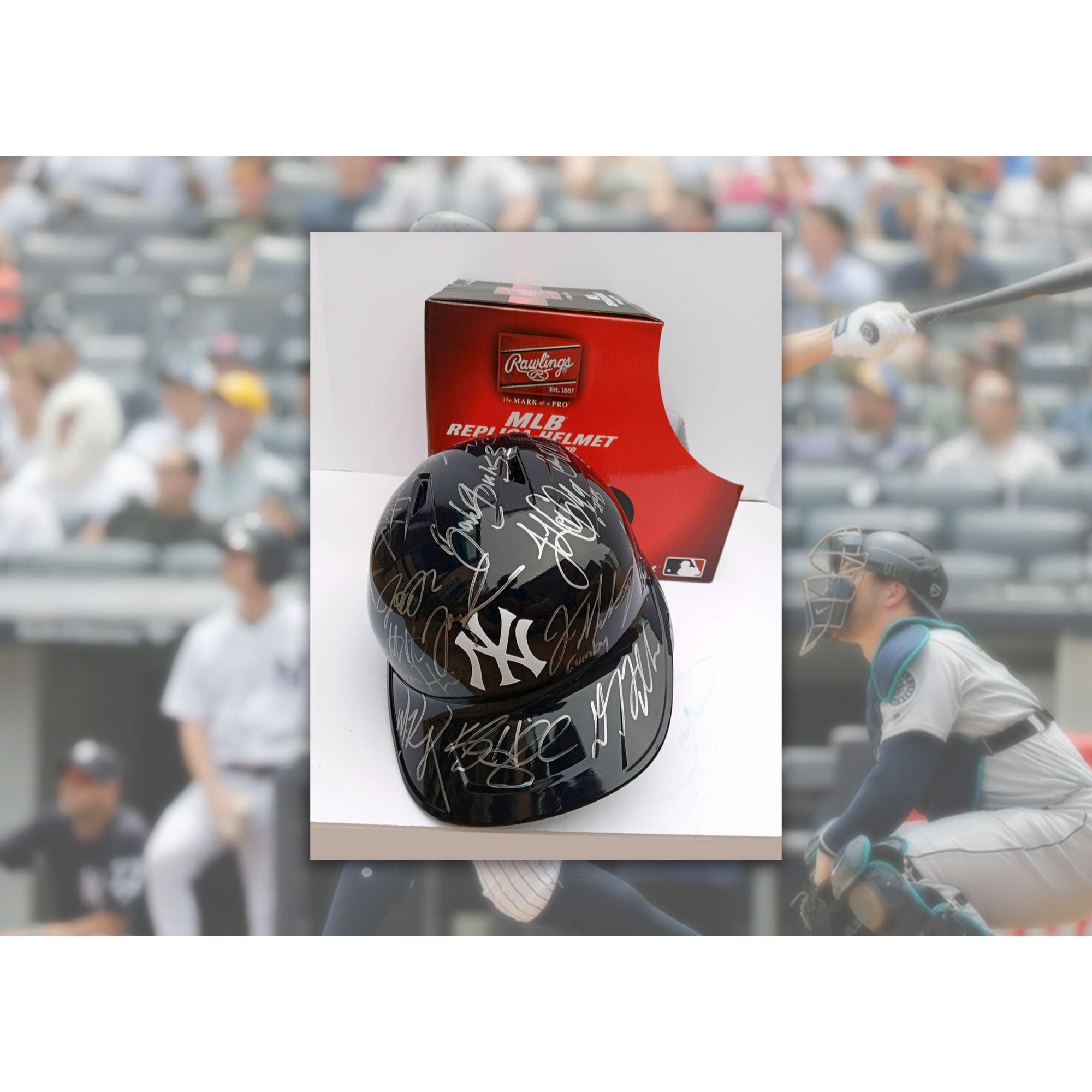 Aaron Judge 2022 New York Yankees team signed batting helmet