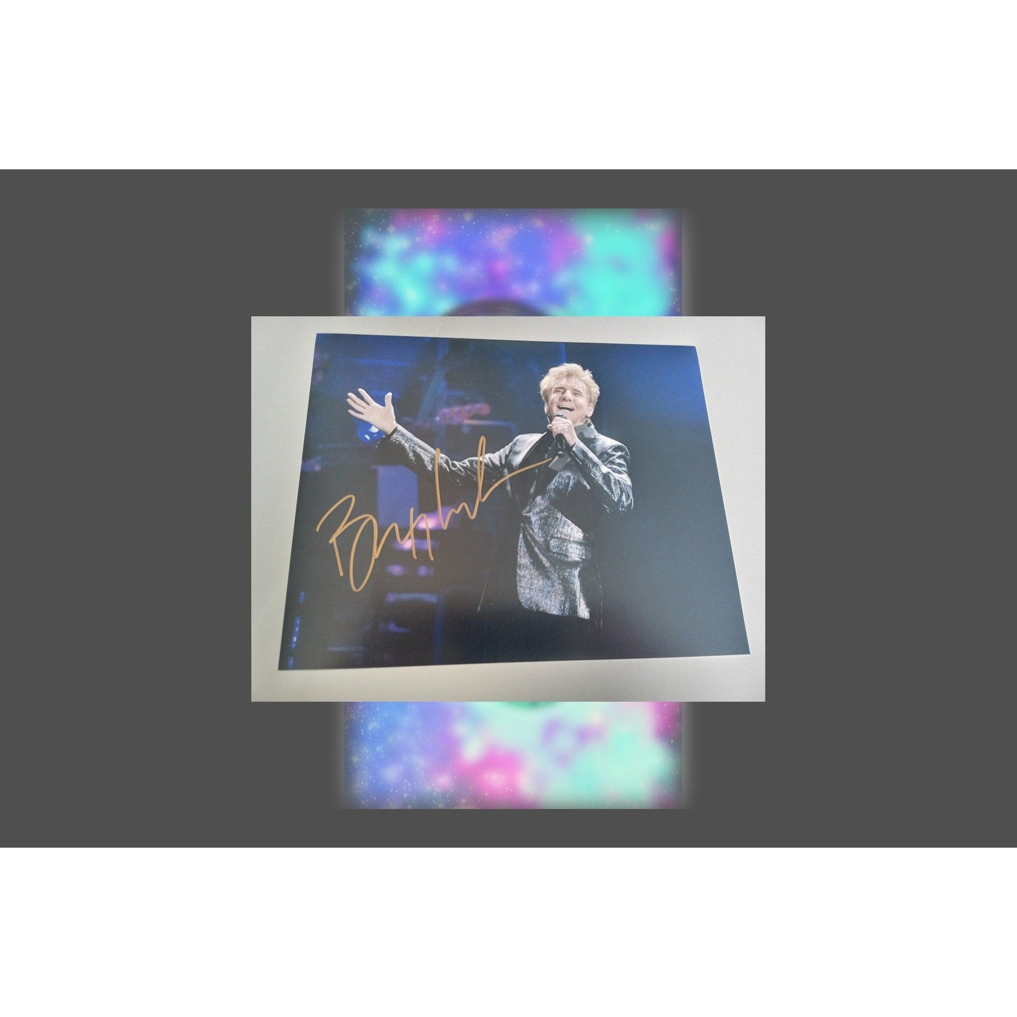 Barry Manilow eight-by-ten signed photo with proof