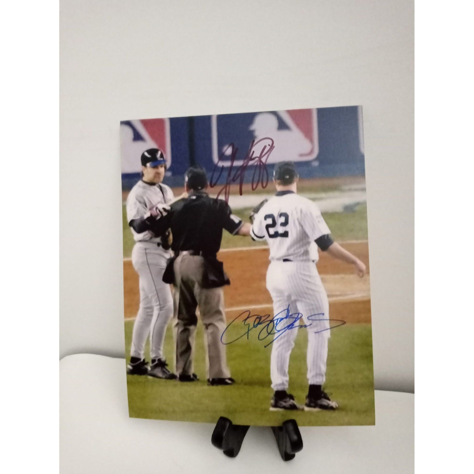 Mike Piazza and Roger Clemens 8 x 10 photo signed