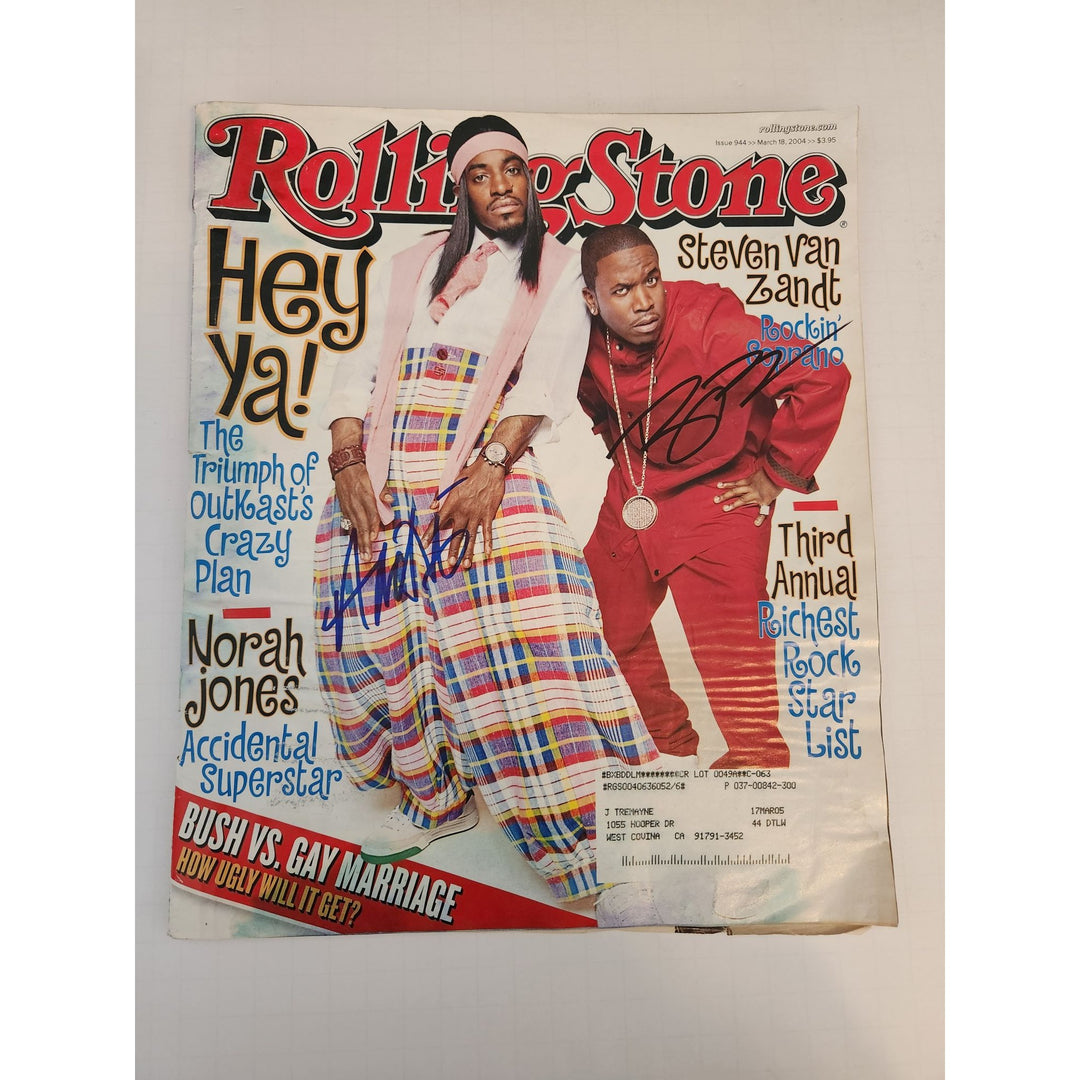 Andre 3000 and Big Boi Outkast Andre Benjamin and Antwan Patton signed Rolling Stone Magazine