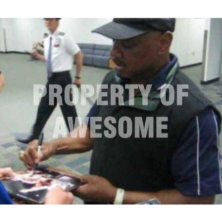 Marvelous Marvin Hagler 5 x 7 photo signed with proof - Awesome Artifacts 