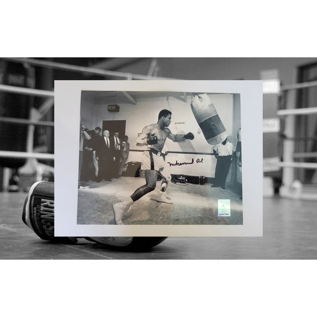 Muhammad Ali vintage signature 8 x 10 photo signed with proof - Awesome Artifacts 