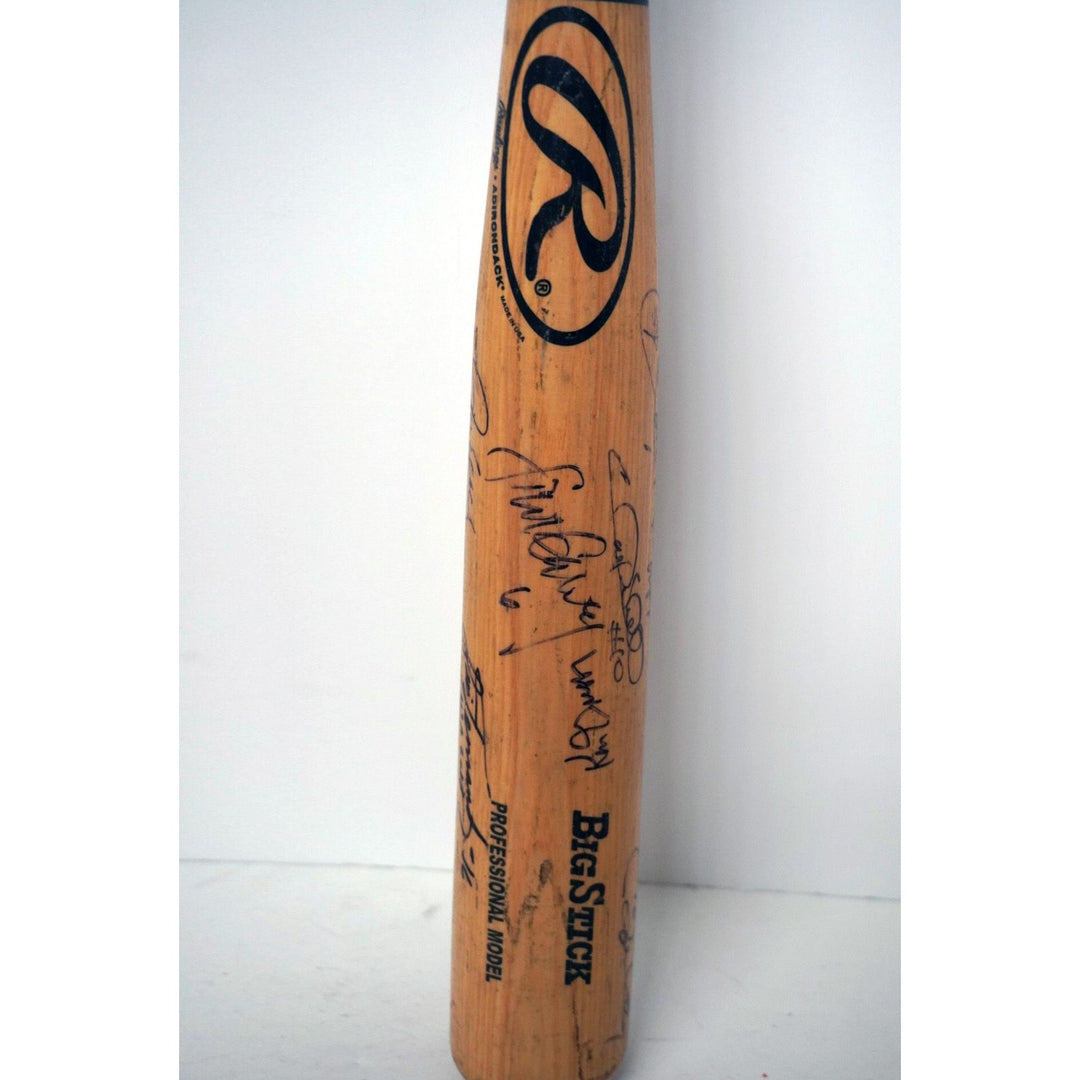 Steve Garvey and team baseball bat signed with proof - Awesome Artifacts 