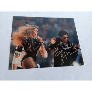Bruno Mars and Beyonce Knowles 8 x 10 signed photo with proof