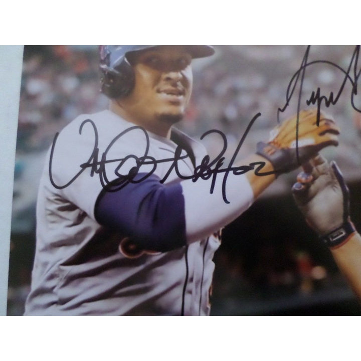 Victor Martinez Miguel Cabrera 8 x 10 sign photo - Awesome Artifacts 