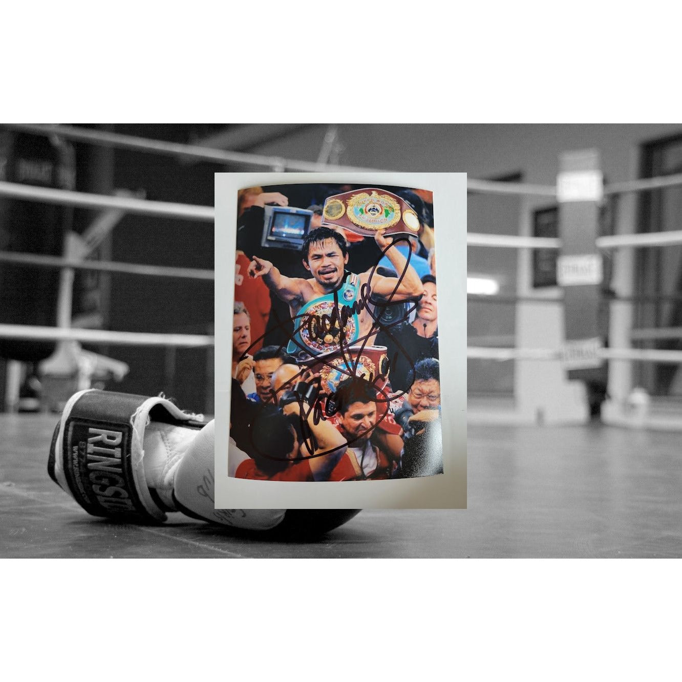 Manny Pacquiao 5 x 7 photograph signed