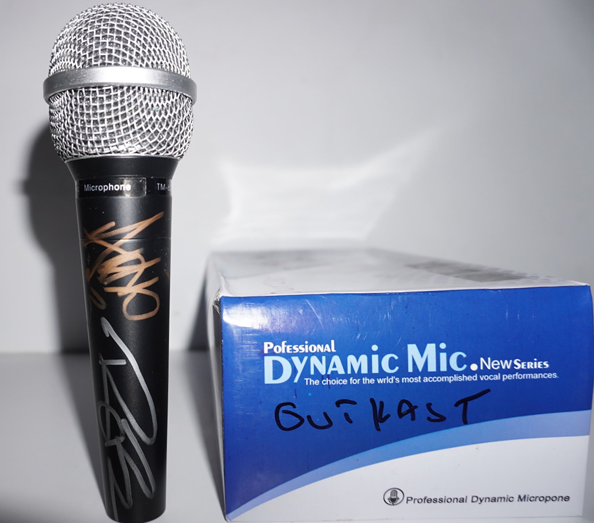Outkast signed microphone with proof