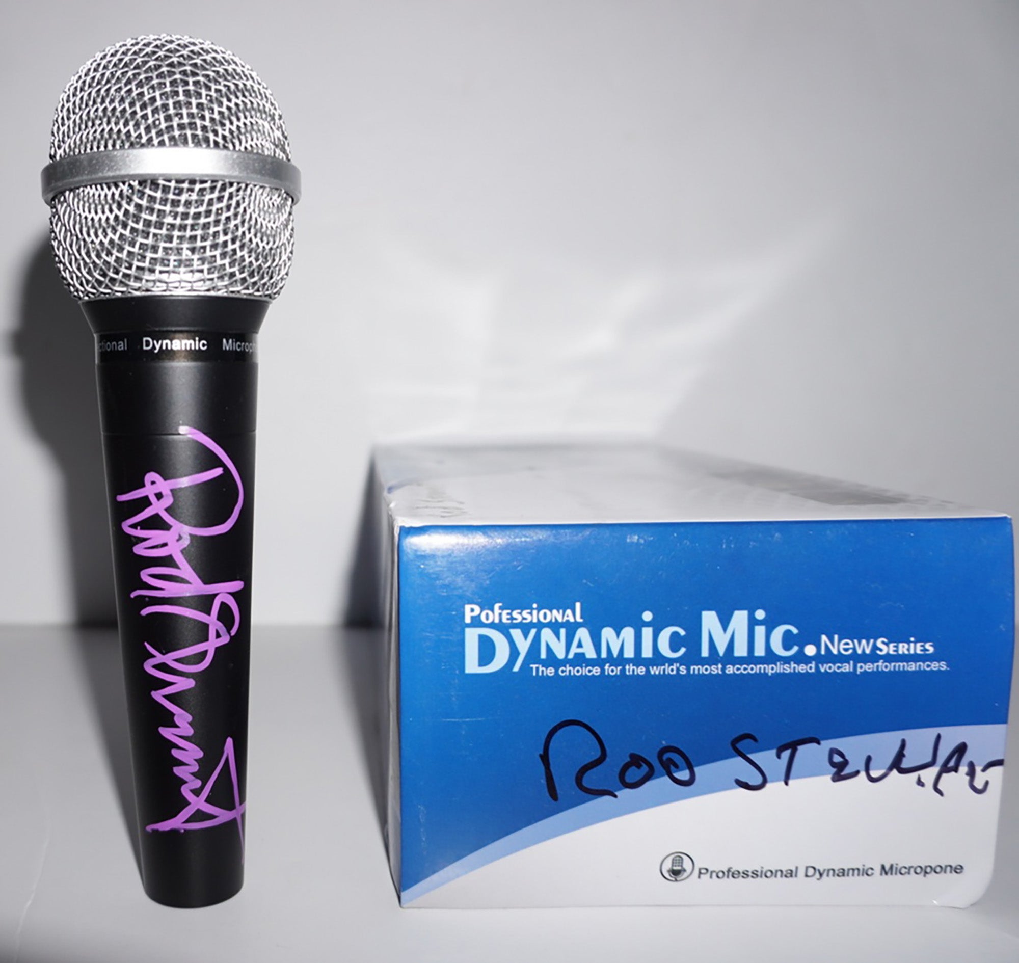 Rod Stewart signed microphone with proof