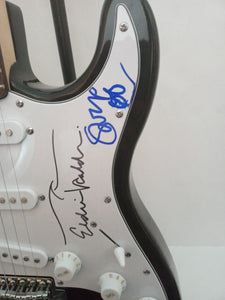Pearl Jam Eddie Vedder, Jeff Ament, Stone Gossard, Mike McCready, Matt Cameron signed electric guitar with proof