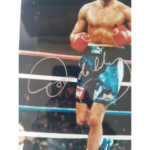 Oscar De La Hoya 8x10 photo signed with proof