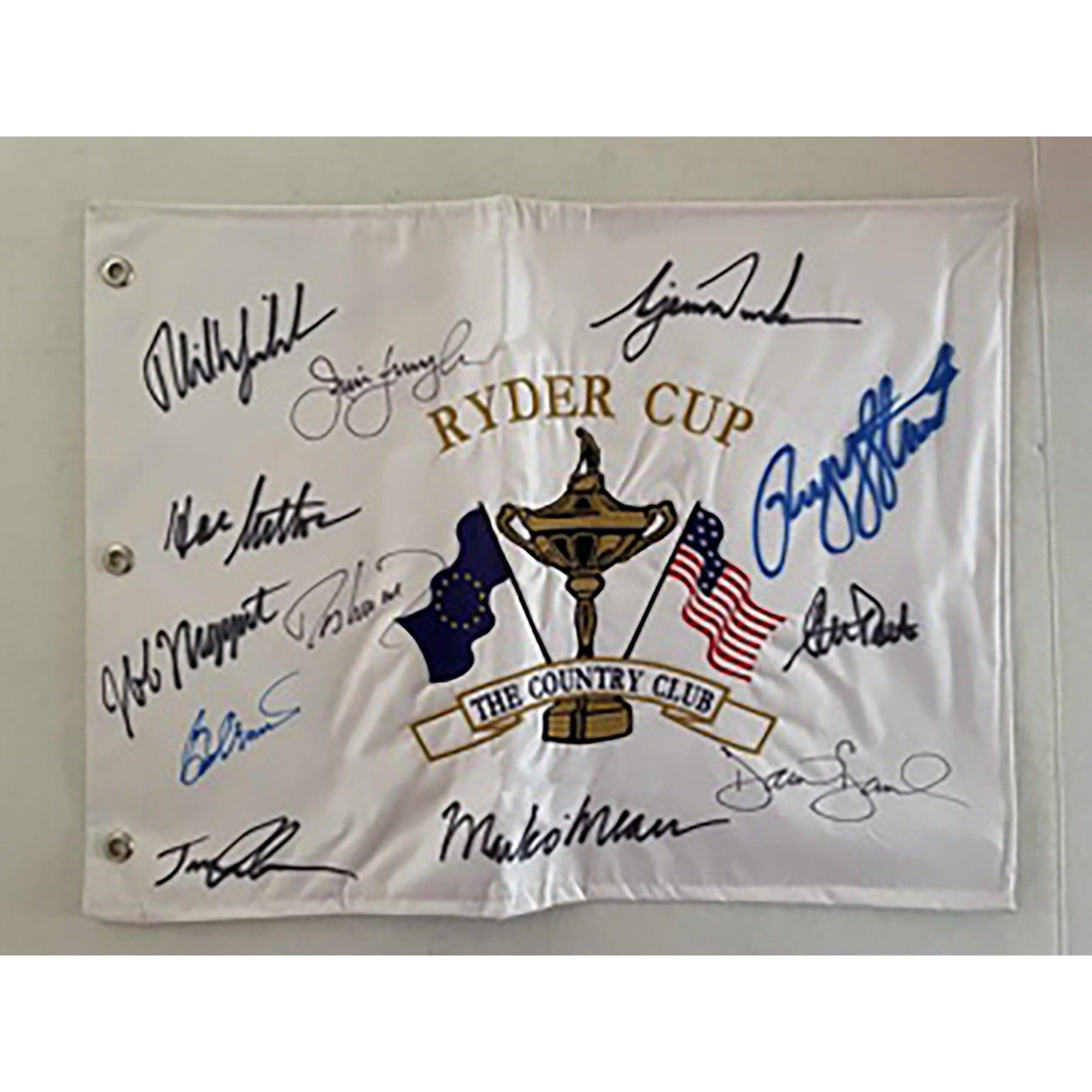 1999 Ryder Cup Flag Payne Stewart, Tiger Woods, Phil Mickelson signed with proof