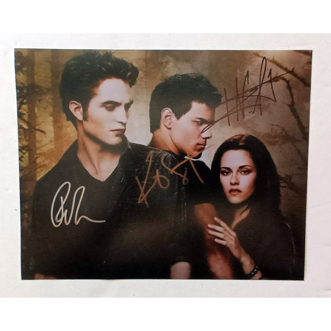 Twilight Tyler Lautner, Kristen Stewart, Robert Pattinson 8x10 photo signed with proof