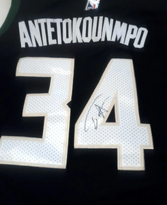 Giannis Antetokounmpo Milwaukee Bucks signed authentic jersey with proof
