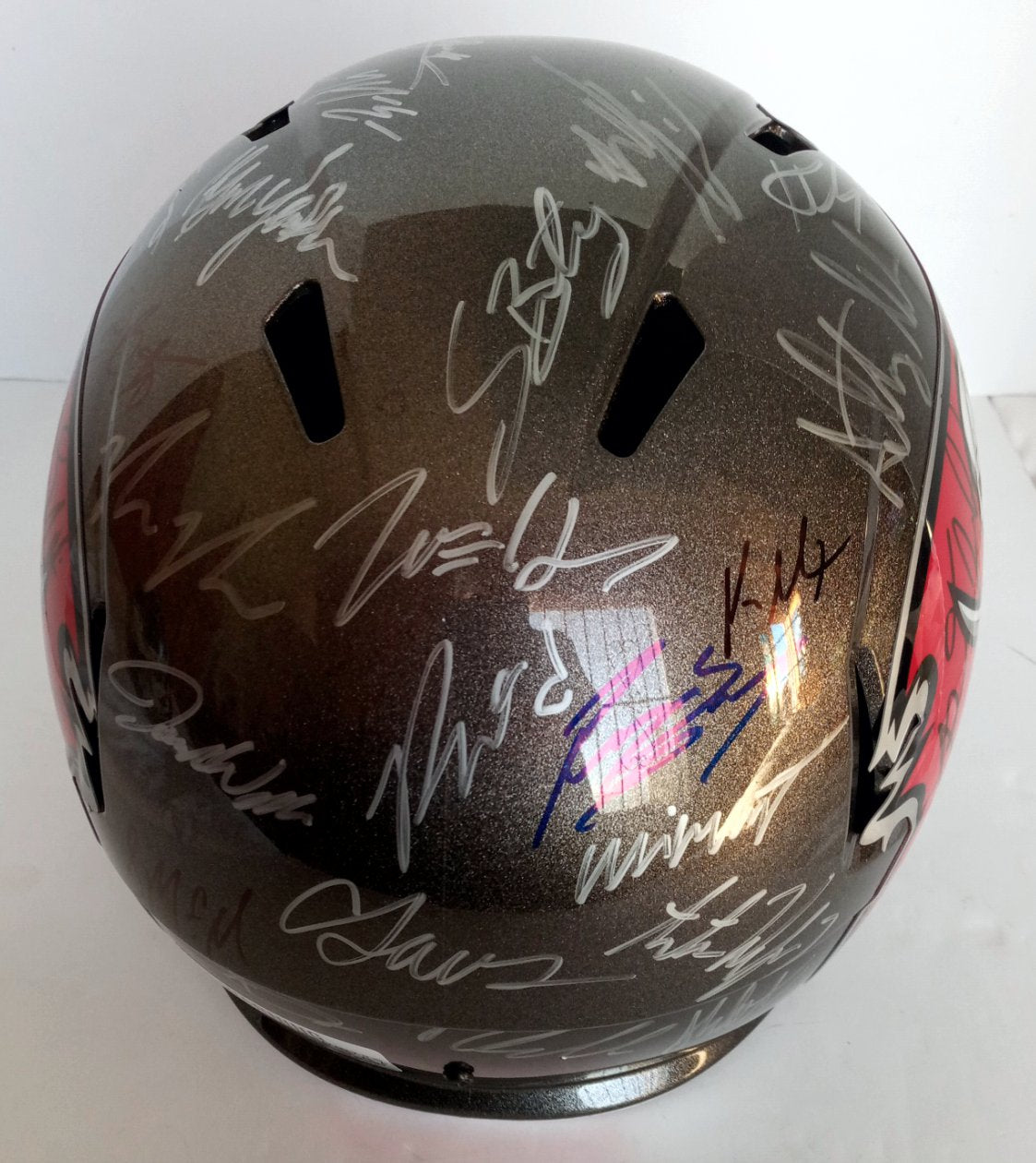 Tom Brady Tampa Bay Buccaneers 2020 Super Bowl champions team signed helmet