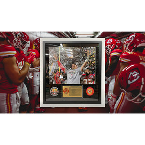 Patrick Mahomes Andy Reid Tyreek Hill Travis Kelce 2019 Kansas City Chiefs Super Bowl champions 16x20 photo team signed and framed