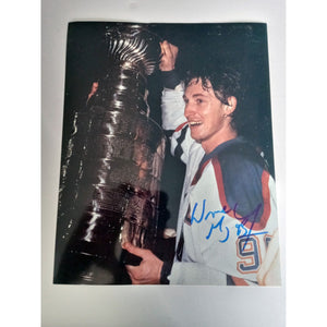 Wayne Gretzky Edmonton Oilers 8 x 10 signed photo with proof