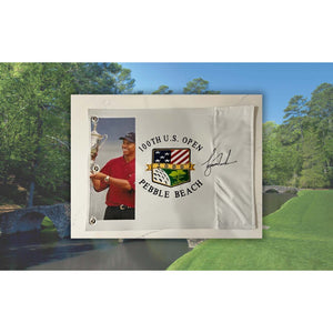 Tiger Woods 2000 US Open One of a Kind pin flag signed with proof