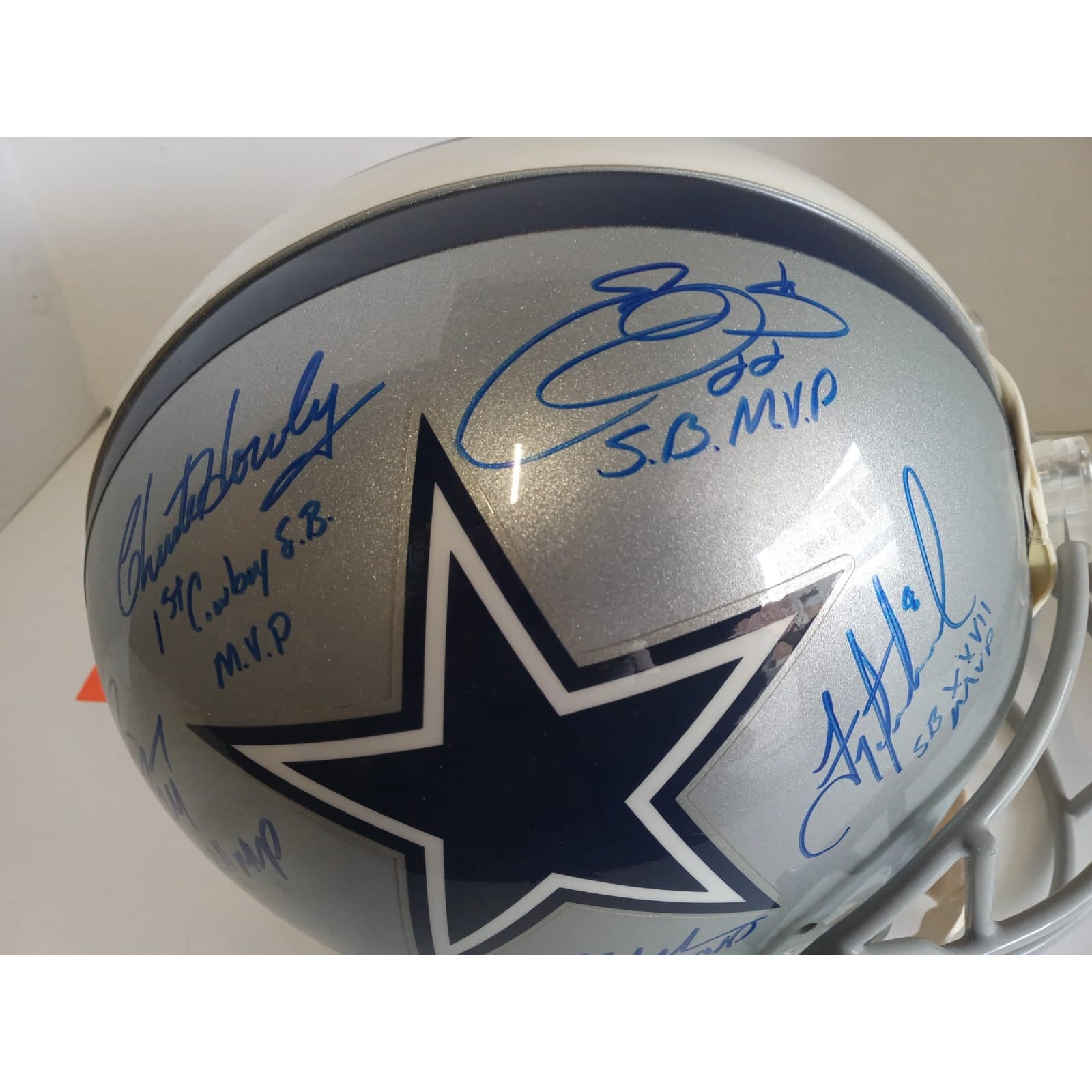 Larry Brown Autographed Dallas Cowboys Logo Football W/ SB MVP