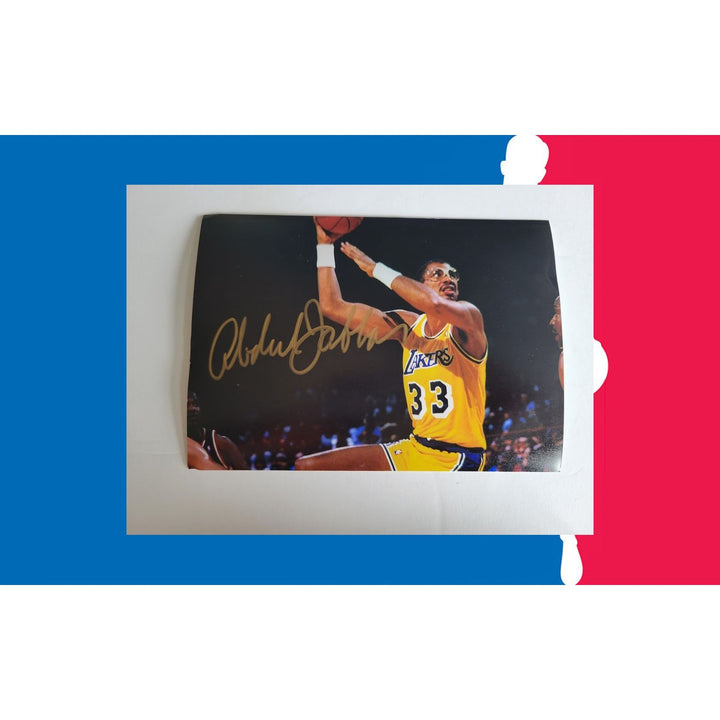 Kareem Abdul-Jabbar 5 x 7 photograph signed