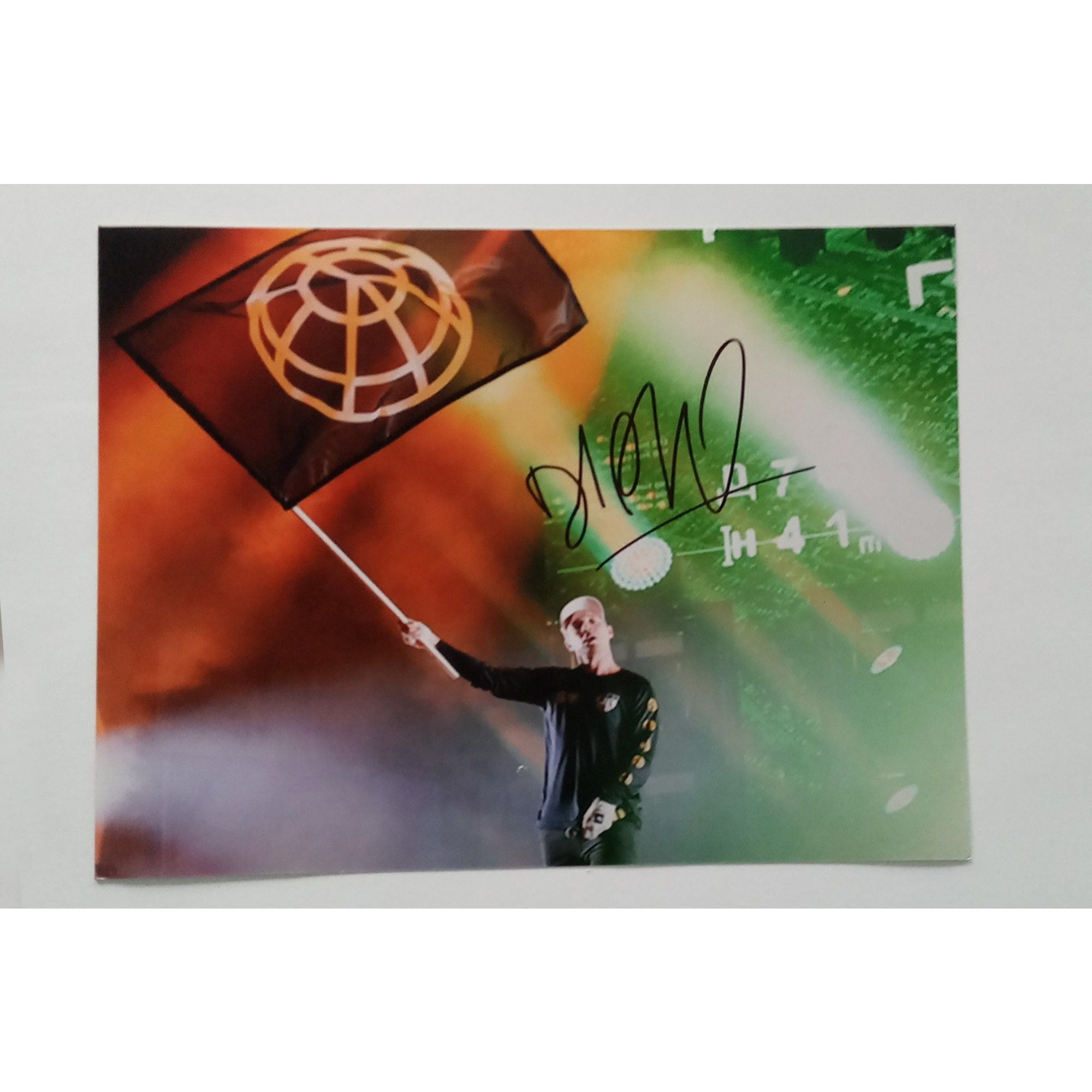 Diplo Thomas Wesley Pentz 8 by 10 signed photo with proof