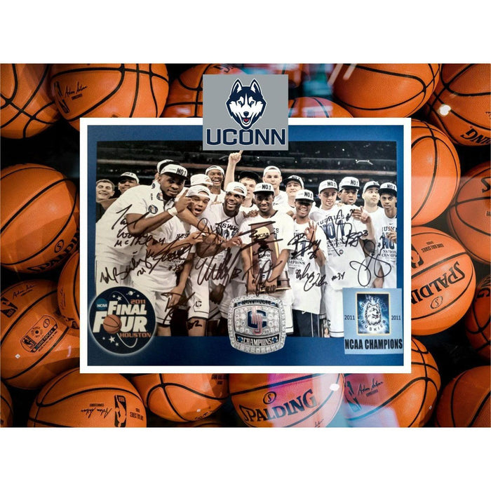 University of Connecticut Huskies 2011 men's NCAA champions team signed 11 x 14 photo