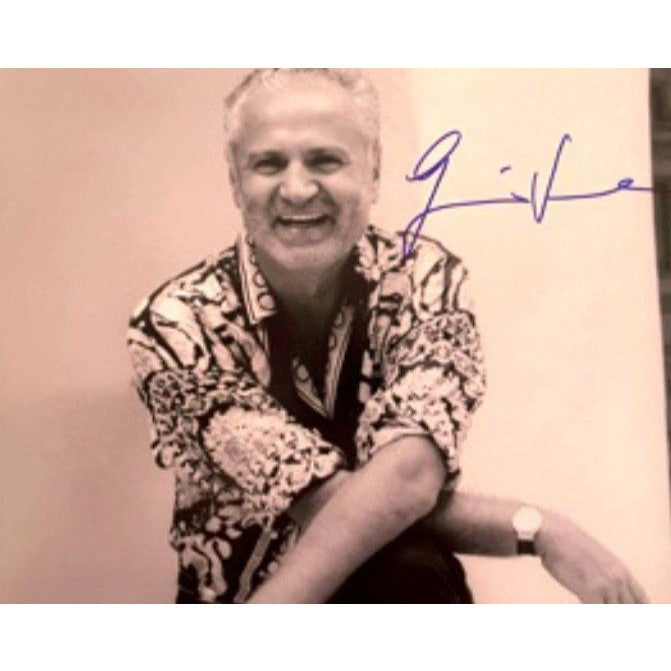 Gianni Versace 8x10 signed photo