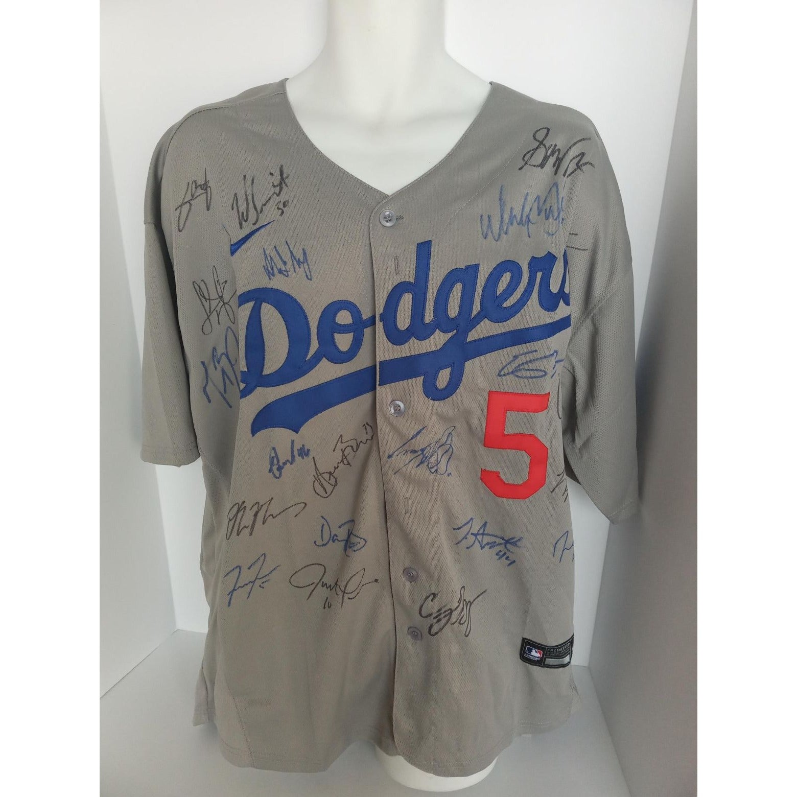 Austin Barnes Authentic Autographed Los Angeles Dodgers Jersey
