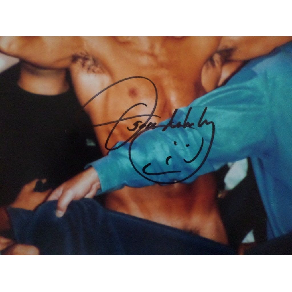 Oscar Dela Hoya 8 by 10 signed photo