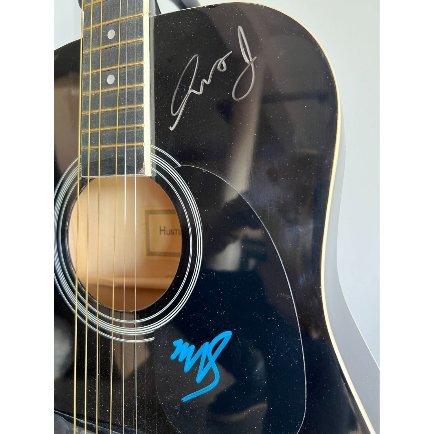 Robert Smith, bassist Simon Gallup, Roger O'Donnell The Cure 39' Huntington full size acoustic guitar signed with proof