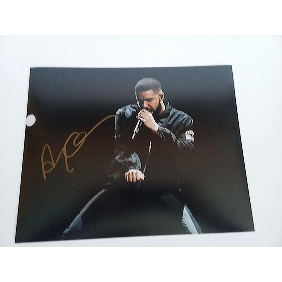 Aubrey Drake Graham 8 x 10 photo signed with proof