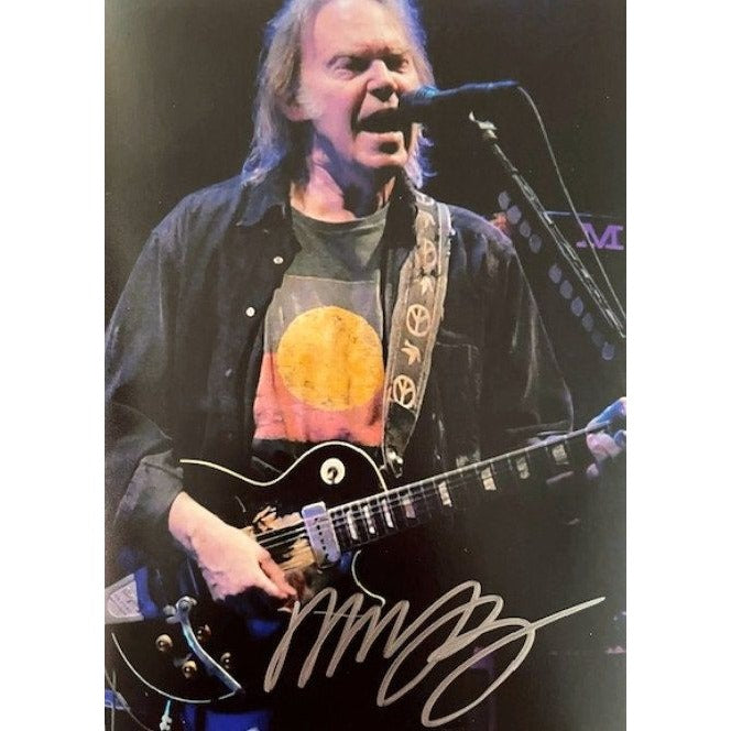 Neil Young 5 x 7 photograph signed with proof