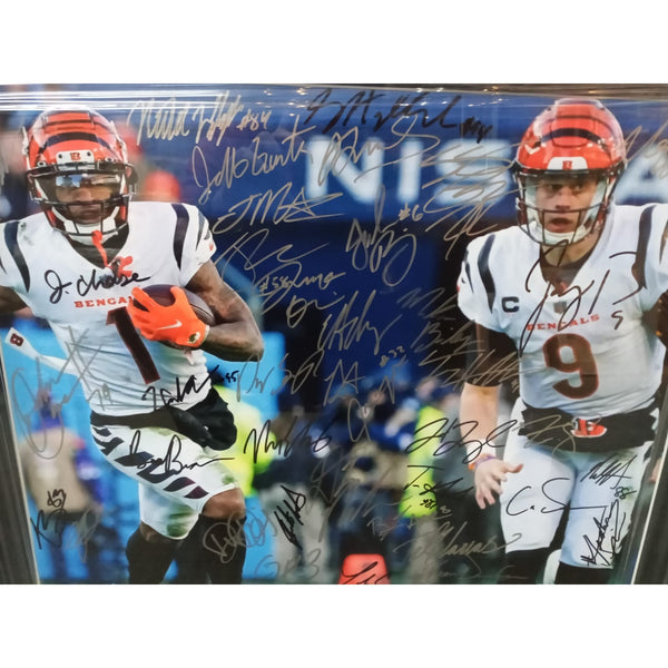 Autographed/Signed Joe Burrow Cincinnati Bengals 16x20 Football