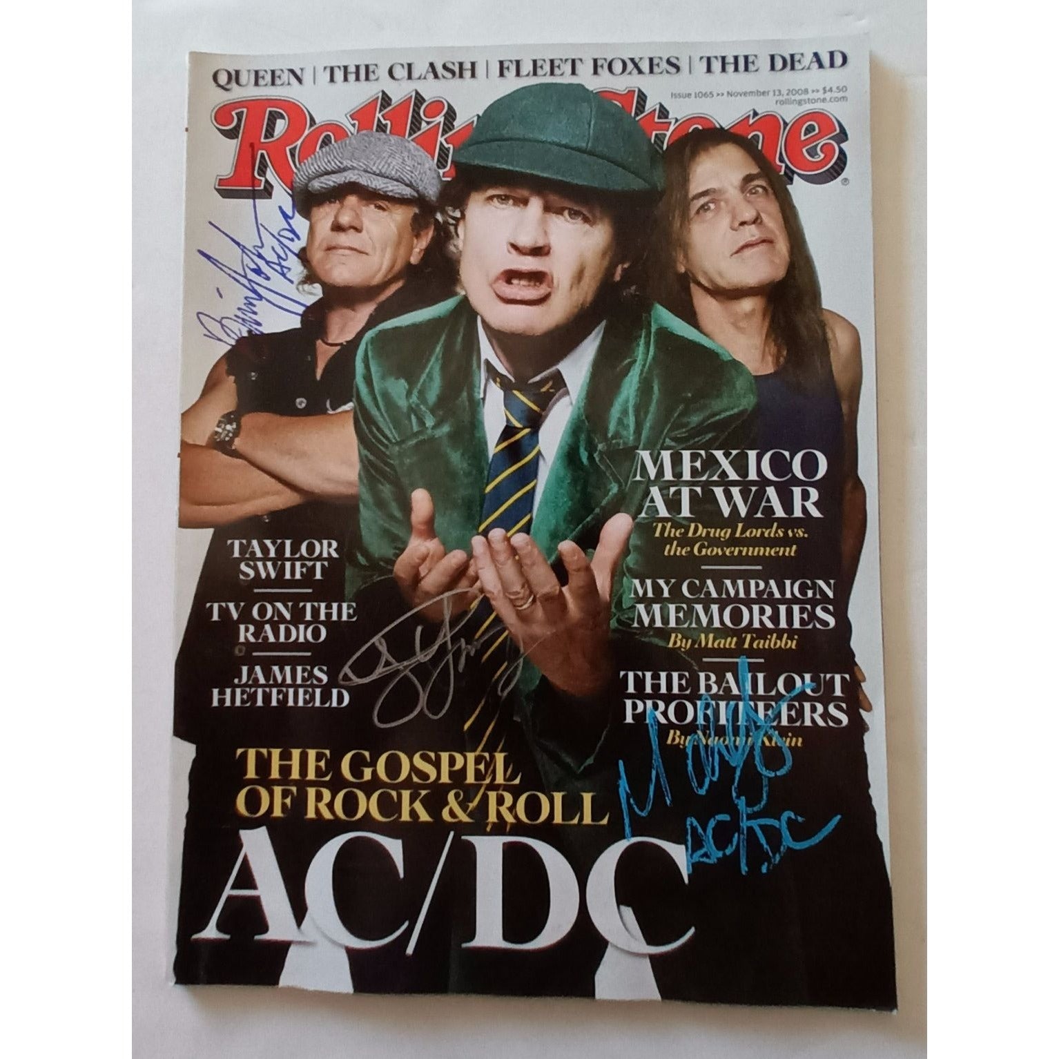 Angus and Malcolm Young, Brian Johnson, AC/DC Rolling Stone full magazine 2008 signed with proof