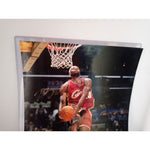 Load image into Gallery viewer, LeBron James Cleveland Cavaliers 16 x 20 photo signed with proof
