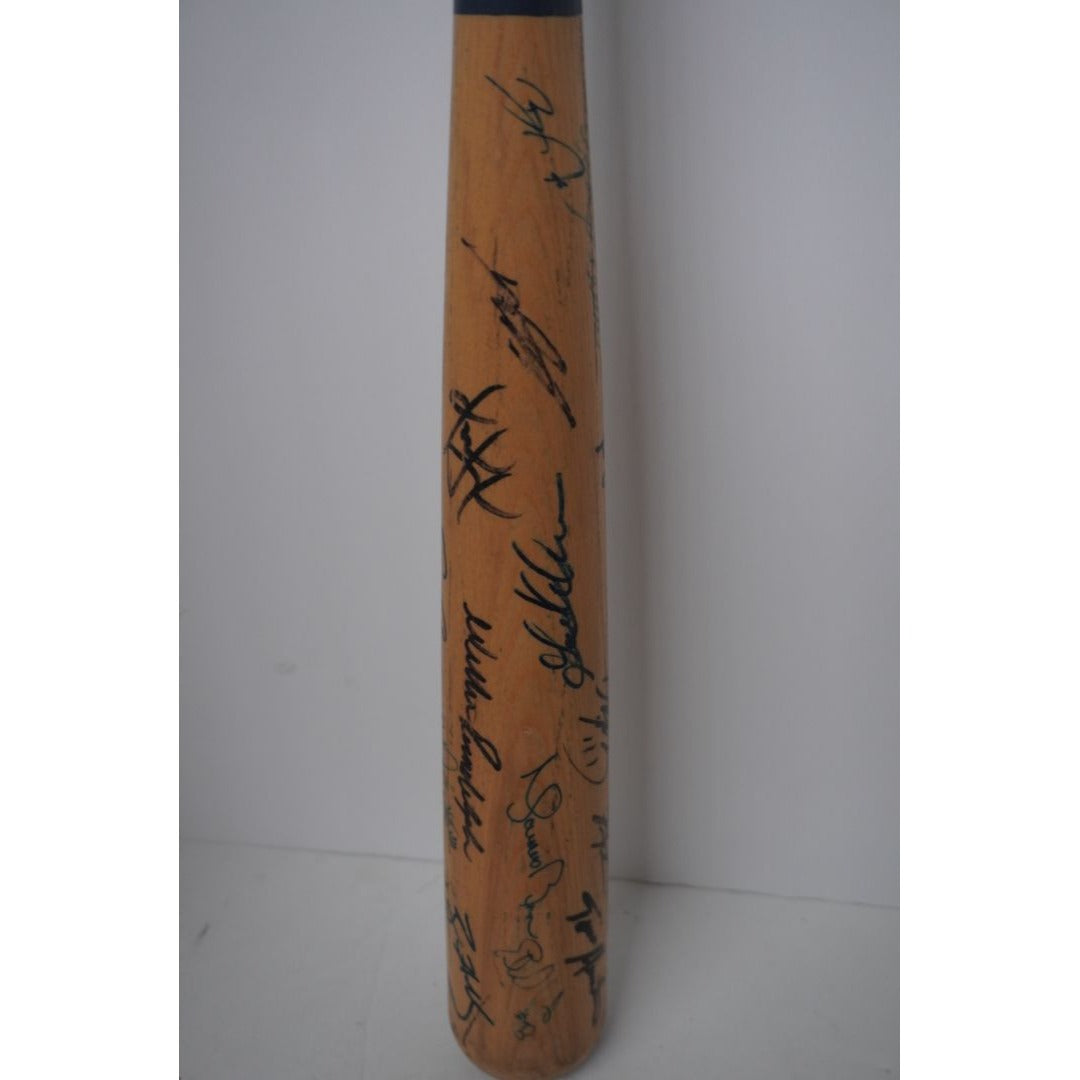 Dave Winfield, Gaylord Perry, Mariano Rivera, Willie Randolph, Ferguson Jenkins signed big stick bat signed with proof