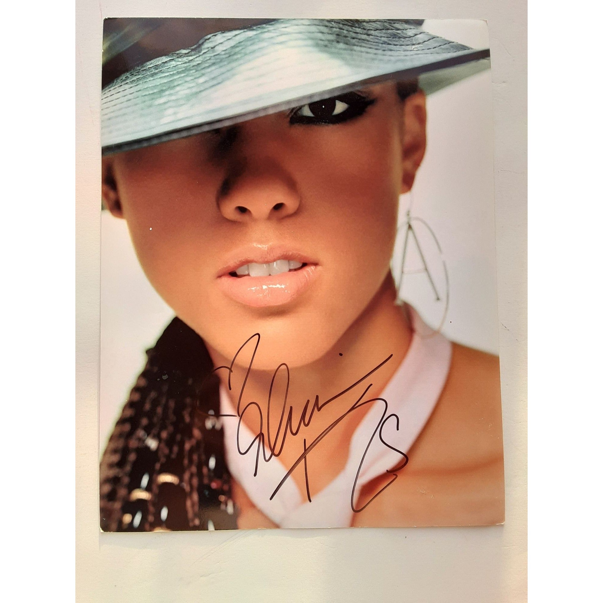 Alicia Keys 8x10 signed photo