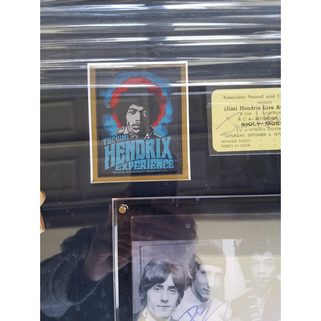 Jimi Hendrix Pete Townshend Roger Daltrey john Entwistle signed and framed with proof