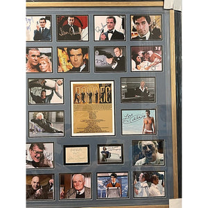 Sean Connery, Roger Moore, Daniel Craig, James Bond 007 signed with proof