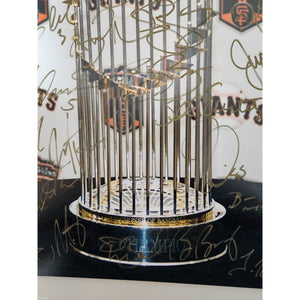 Buster Posey Bruce Bochy Tim Lincecum 2010 San Francisco Giants team signed 11x14 photo