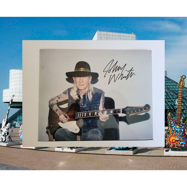 Johnny Winter 8x10 photo signed