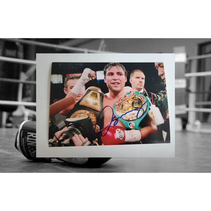 Oscar De La Hoya 5 x 7 photograph signed