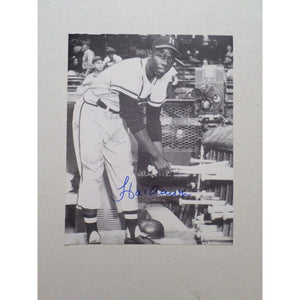 Hank Aaron 8 x 10 signed photo