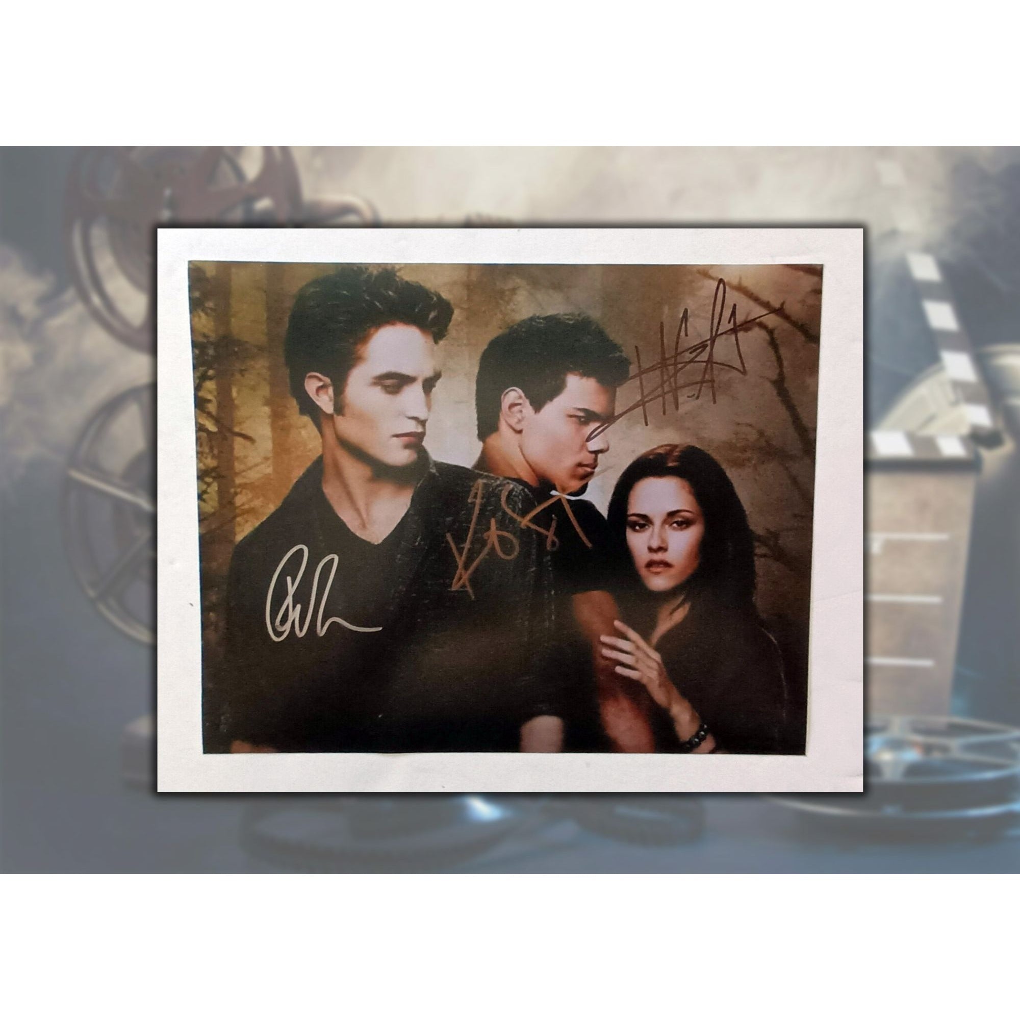 Twilight Tyler Lautner, Kristen Stewart, Robert Pattinson 8x10 photo signed with proof