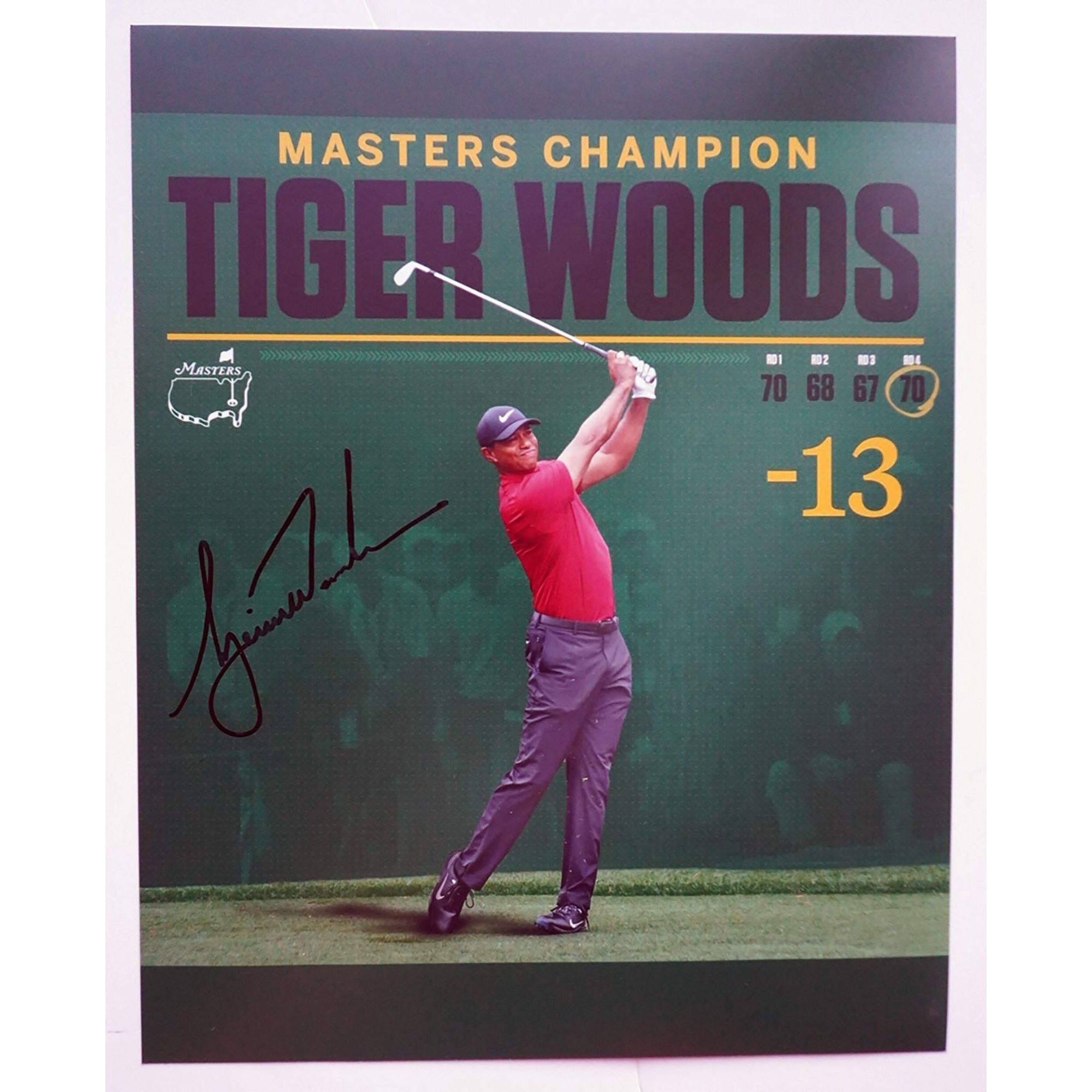 Tiger Woods 8 x 10 signed photo with proof