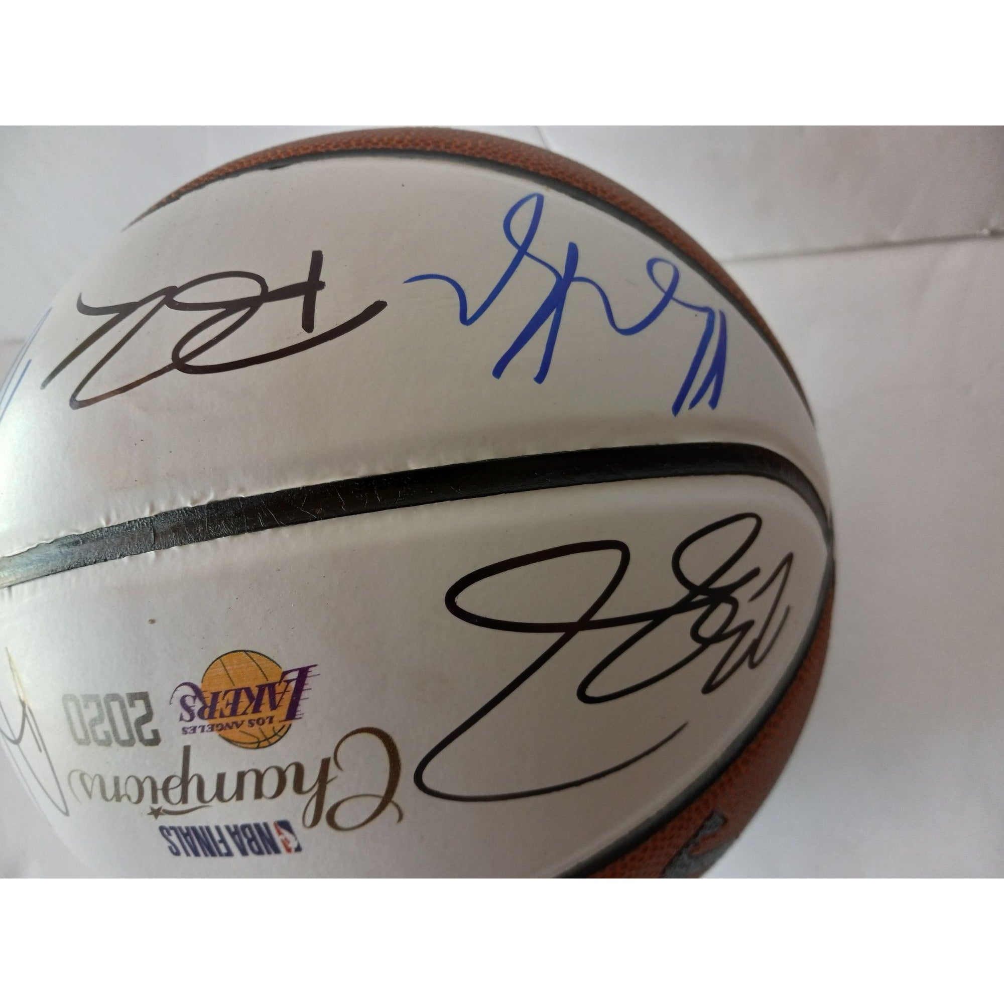Dallas Mavericks Autographed 2011 NBA Finals Warm Up Jersey