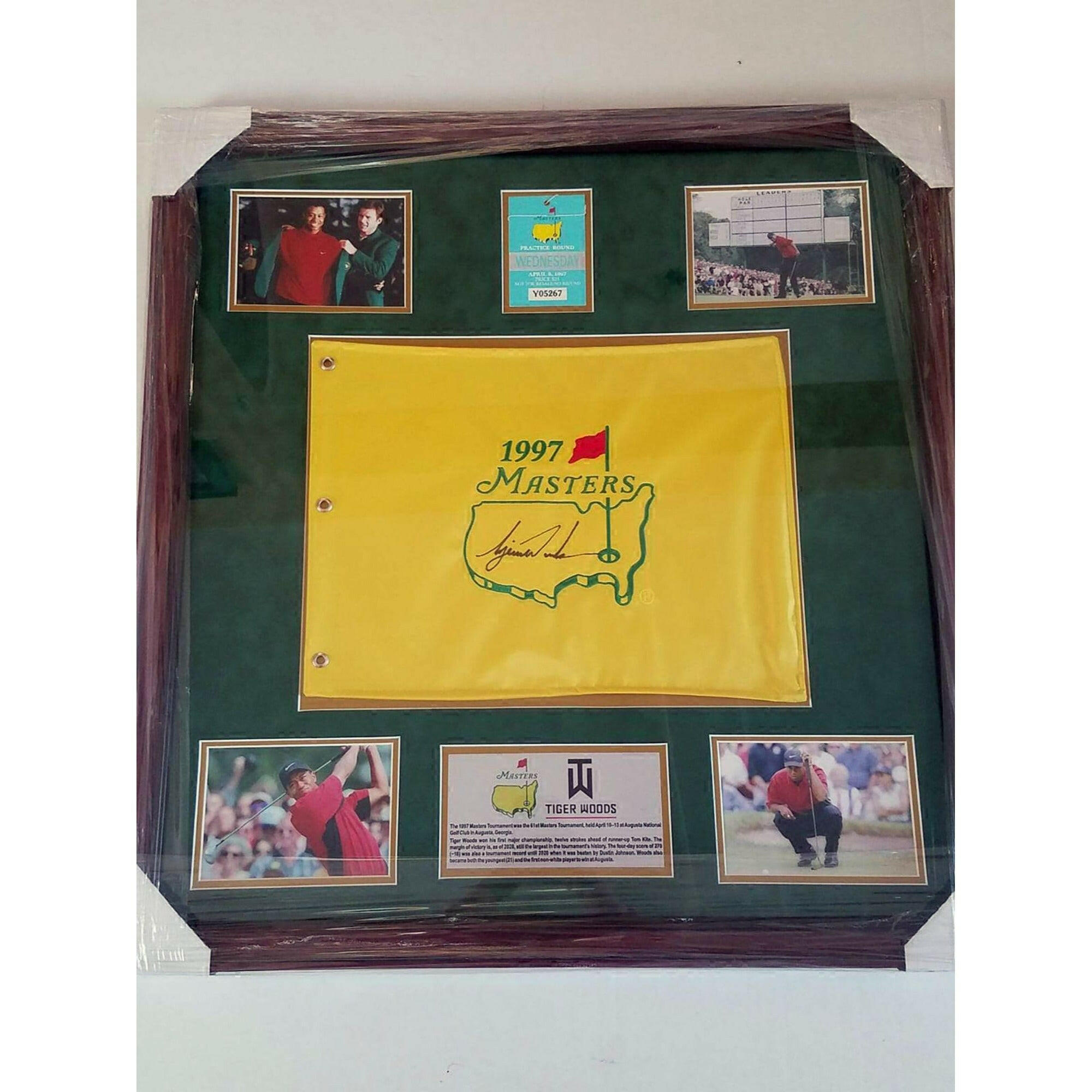 1997 Tiger Woods Masters flag signed and framed with proof