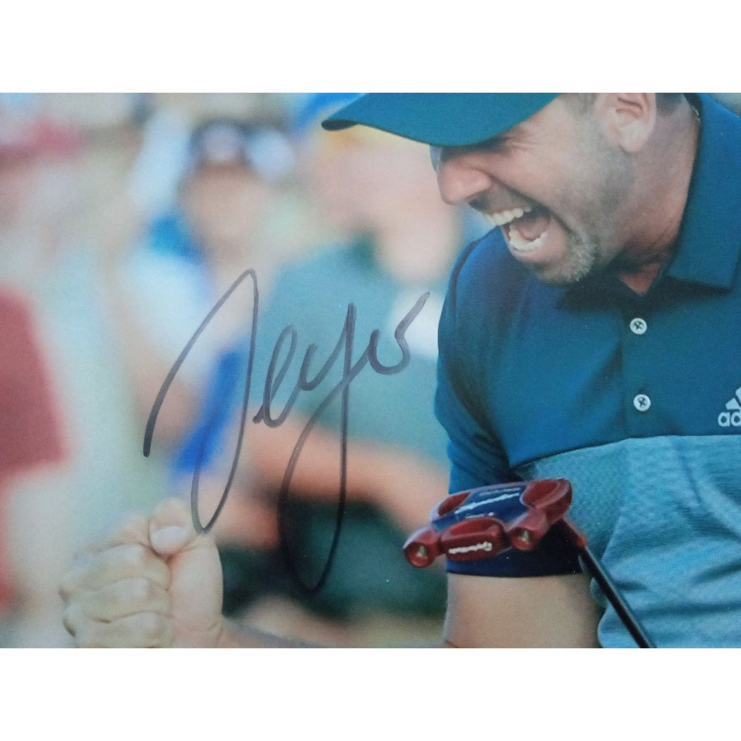 Sergio Garcia Masters champion signed 8 by 10 photo - Awesome Artifacts 